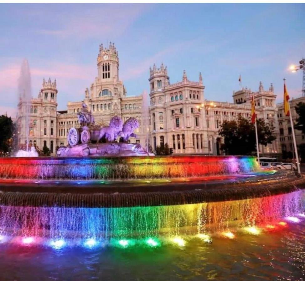 De Madrid A La Luna Exterior foto